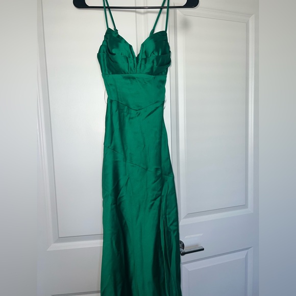 Sharpen Collections Australia- Midi Dress- Green - Picture 1 of 6